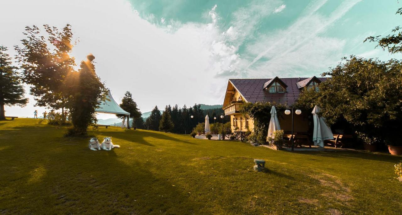 Guesthouse Smogavc 즈코르녜즈레쎄 외부 사진